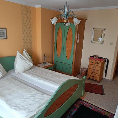 Haus Sundl - Privatzimmer เอมแมร์สดอร์ฟ อัน แดร โดเนา ภายนอก รูปภาพ